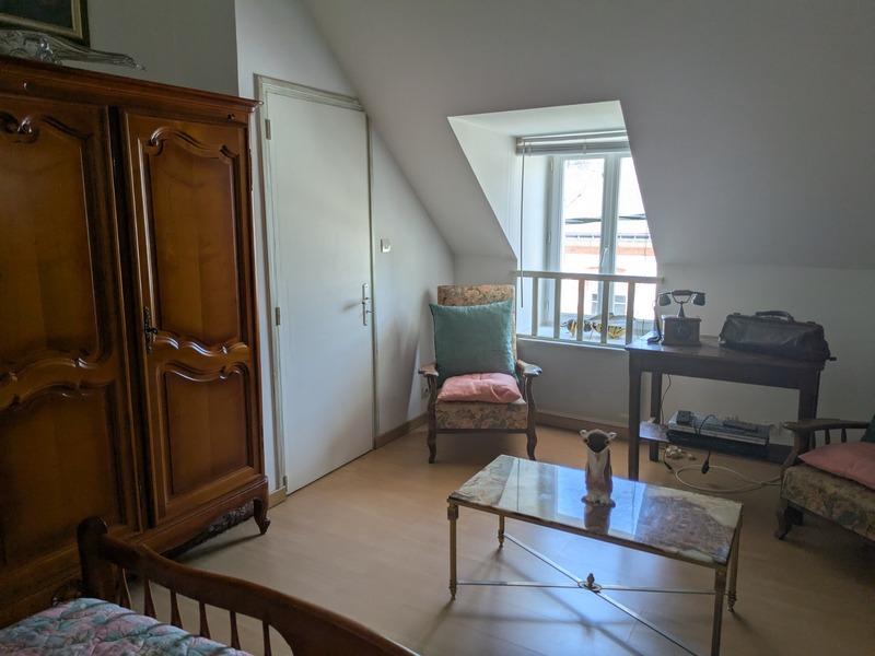 Maison - 195 m² - 9 pièces