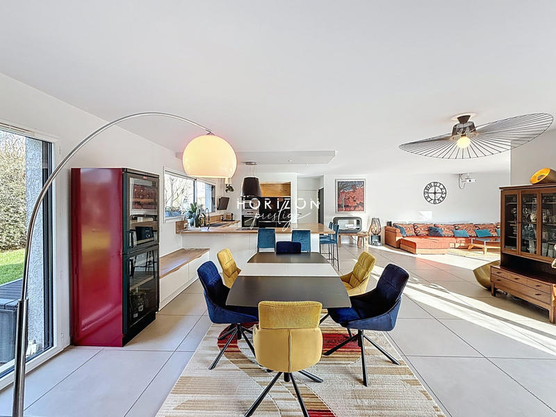 Maison contemporaine - 200 m² - 8 pièces