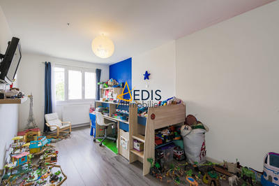 Appartement - 77 m² - 4 pièces