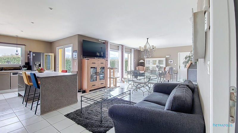 Maison traditionnelle - 130 m² - 5 pièces