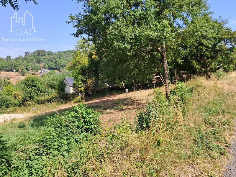 Terrain constructible - 800 m²