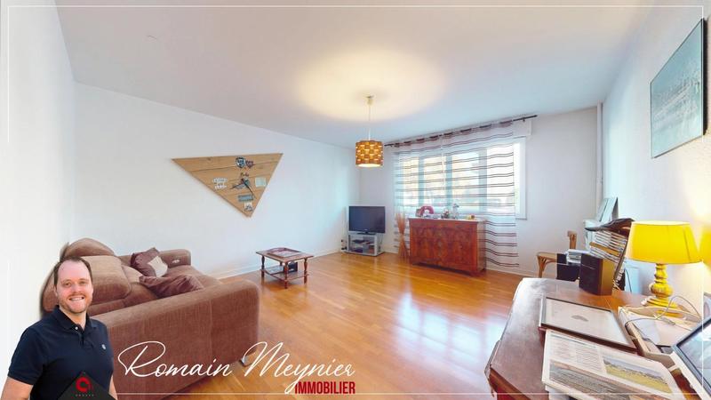 Appartement - 79 m² - 3 pièces