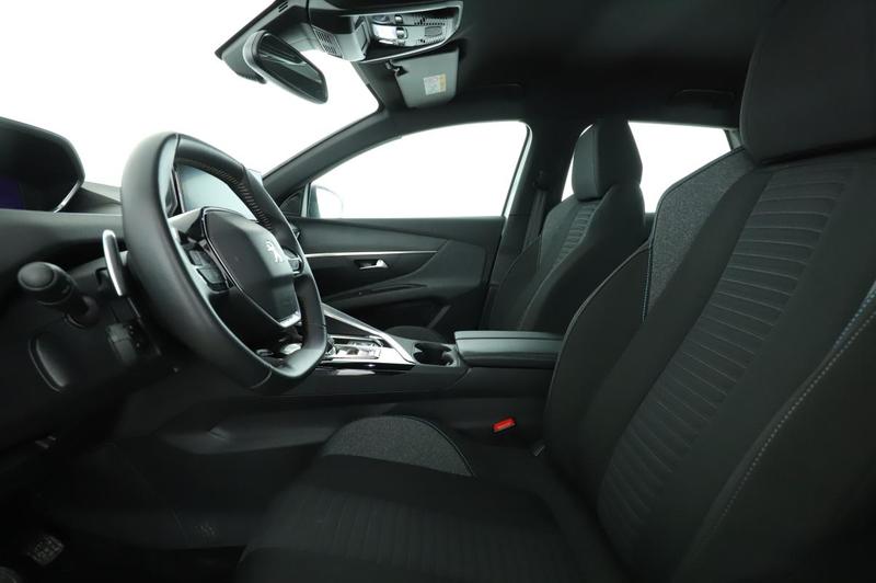 Peugeot 3008 1.5 Blue-HDi Active Pack Eat8 130 ch