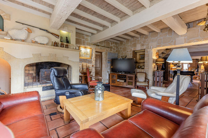 Propriété - 188 m² - 5 pièces