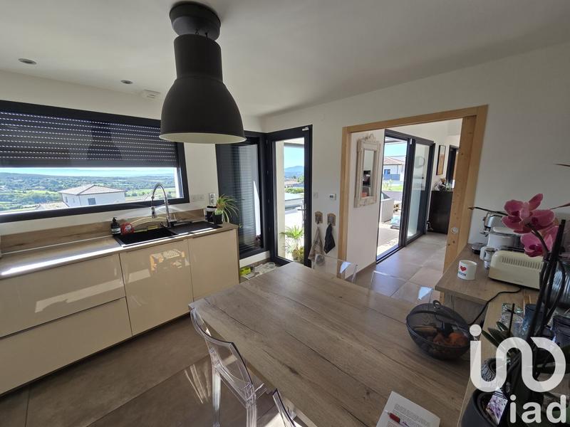 Maison - 148 m² - 5 pièces