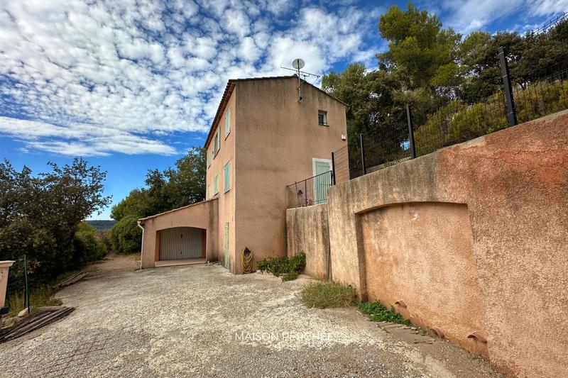 Villa - 104 m² - 4 pièces