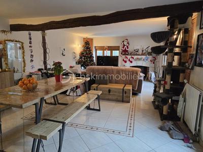 Maison de village - 100 m² - 4 pièces