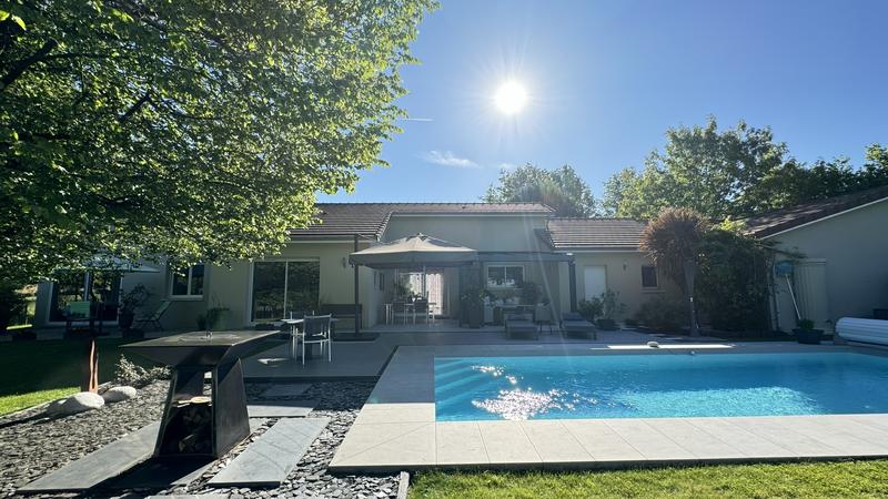 Maison - 141 m² - 5 pièces