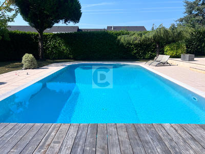 Maison - 137 m² - 5 pièces