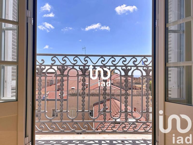 Appartement - 94 m² - 4 pièces