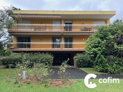 Appartement - 82 m² - 3 pièces