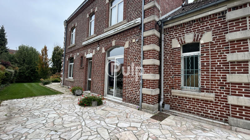 Maison bourgeoise - 232 m² - 11 pièces