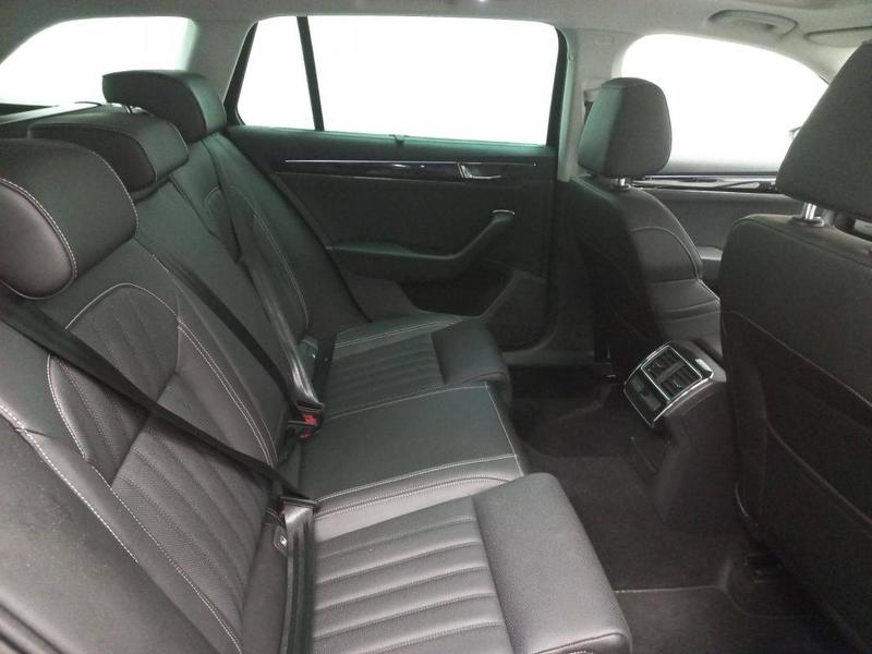 Skoda Superb Combi 1.4 Tsi Phev 218 ch Dsg6 Laurin &amp; Klement