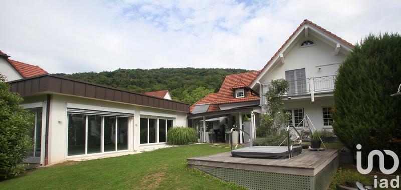 Maison de maîtres - 245 m² - 5 pièces