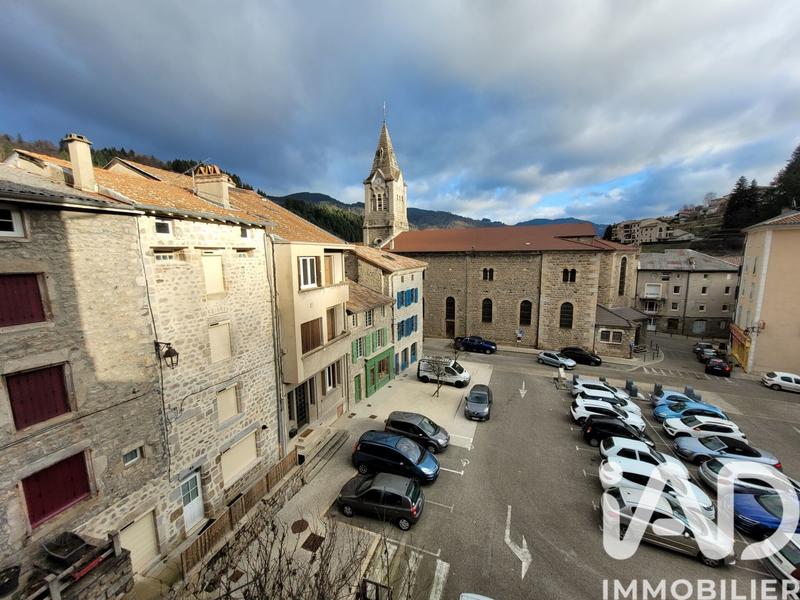 Maison de ville - 116 m² - 9 pièces