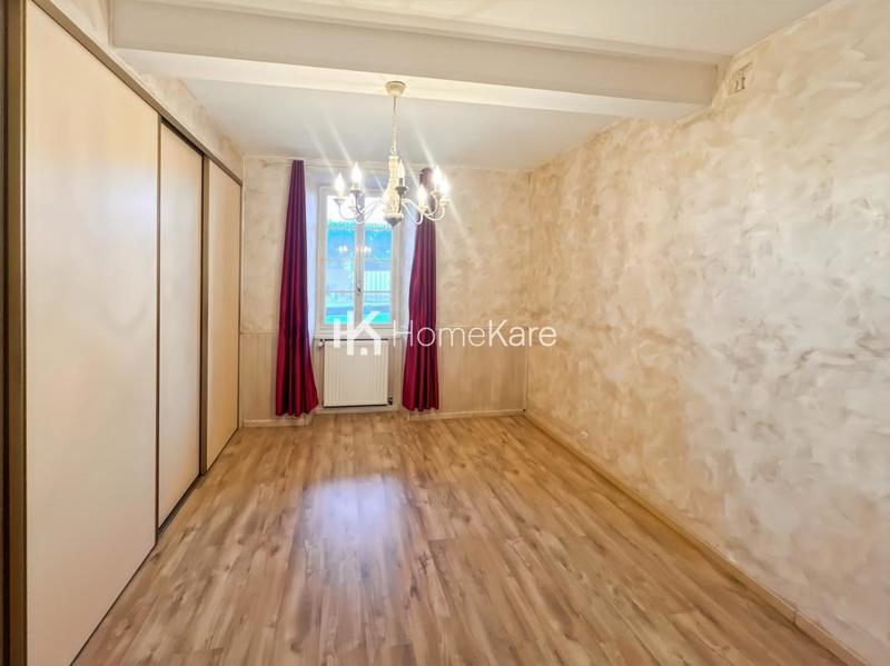 Ferme - 300 m² - 10 pièces