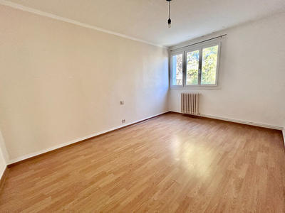Appartement - 93 m² - 4 pièces