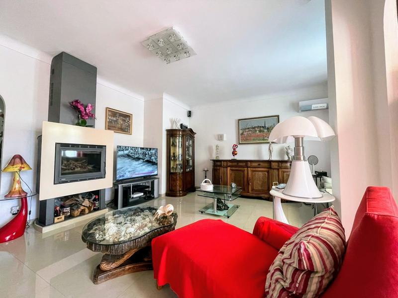 Maison - 154 m² - 5 pièces