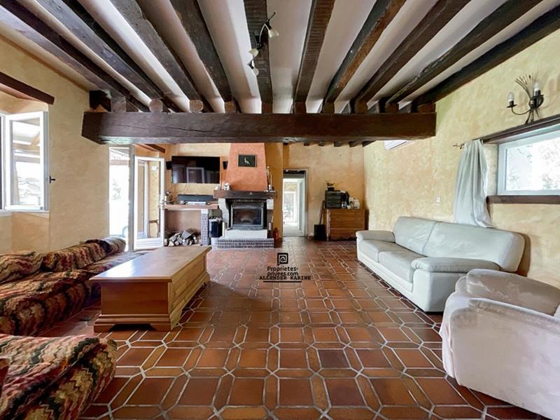 Maison - 171 m² - 7 pièces