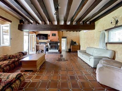 Maison - 171 m² - 7 pièces