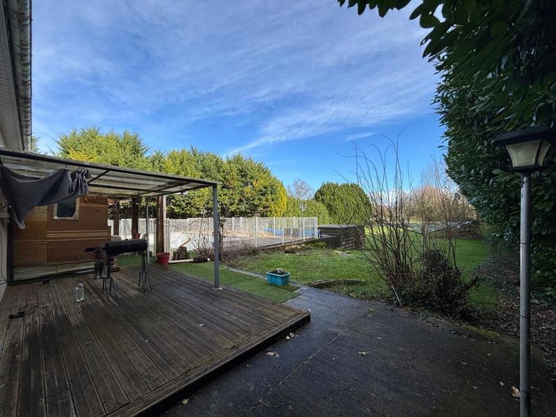 Maison - 185 m² - 6 pièces