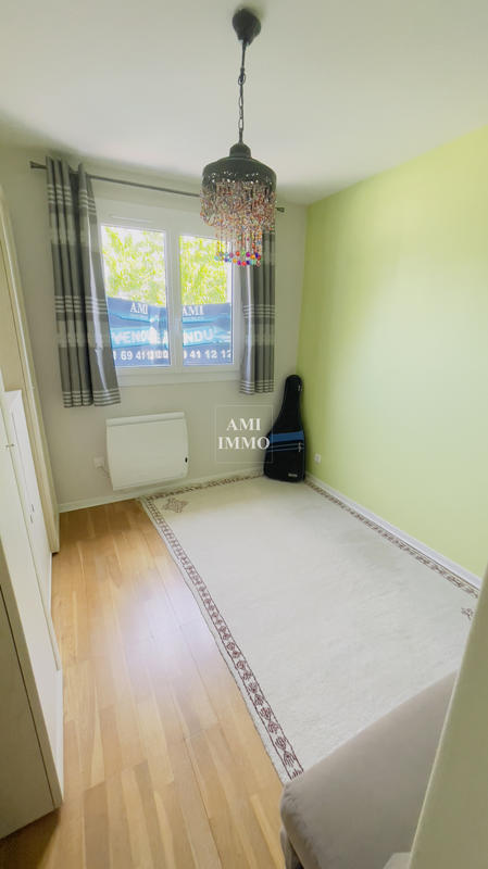 Maison - 83 m² - 4 pièces