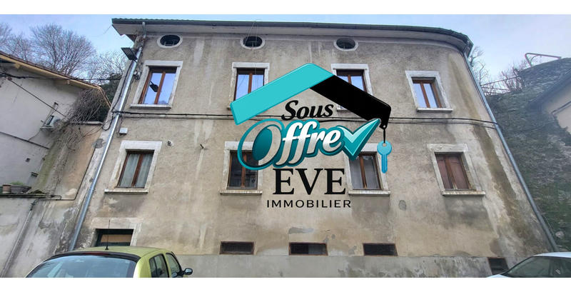 Immeuble - 180 m² - 15 pièces