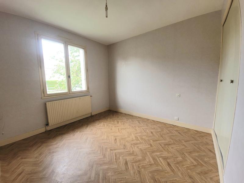 Maison traditionnelle - 87 m² - 4 pièces