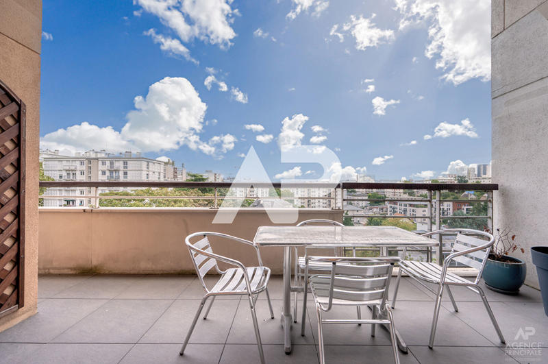 Appartement - 132 m² - 5 pièces