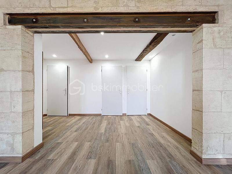 Maison en pierre - 170 m² - 8 pièces