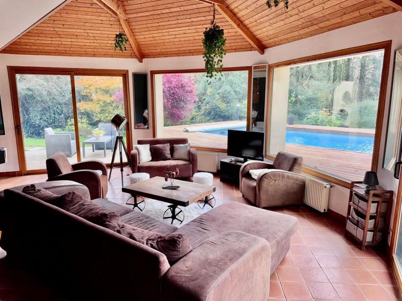 Maison - 177 m² - 5 pièces