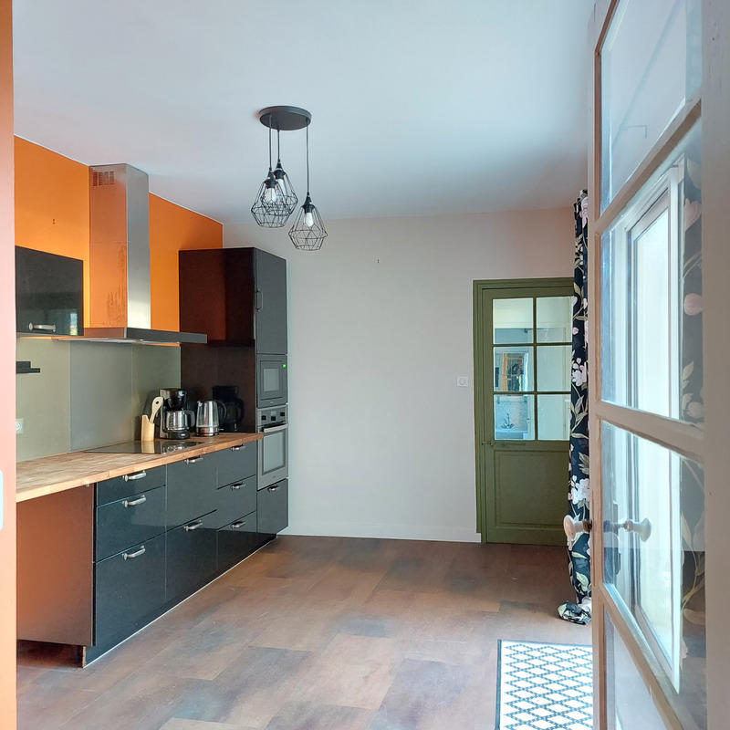 Maison - 150 m² - 9 pièces