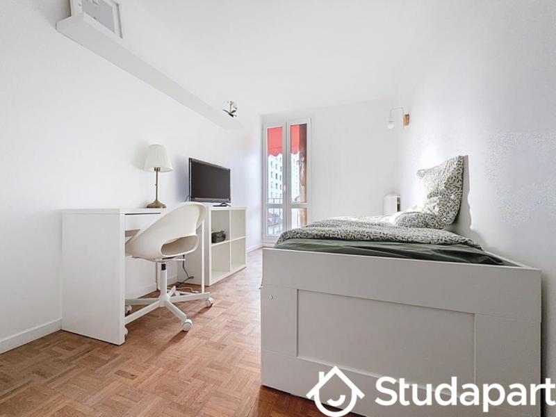 Chambre - 10 m² - 1 pièce