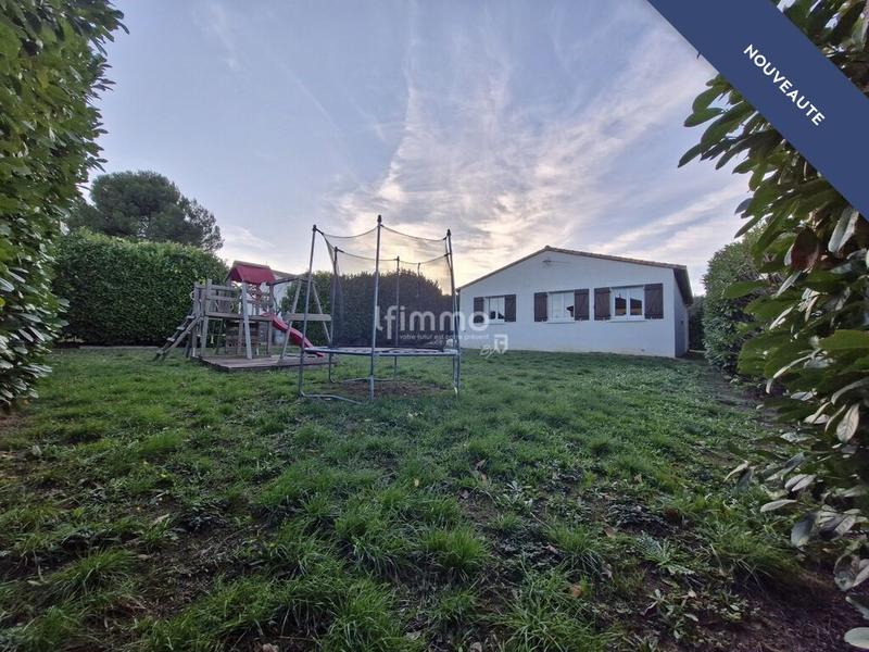 Maison - 90 m² - 4 pièces