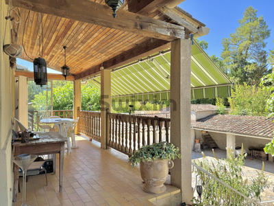 Propriété - 150 m² - 7 pièces