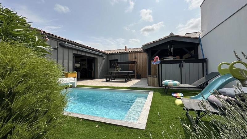 Maison - 199 m² - 6 pièces