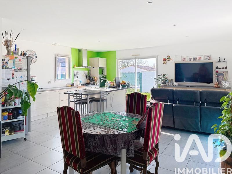 Maison - 90 m² - 4 pièces