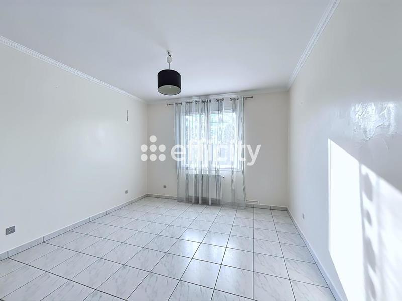 Maison - 165 m² - 7 pièces