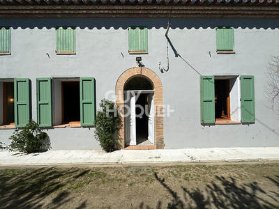 Maison de maîtres - 200 m² - 8 pièces