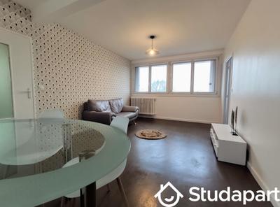 Maison - 67 m² - 4 pièces