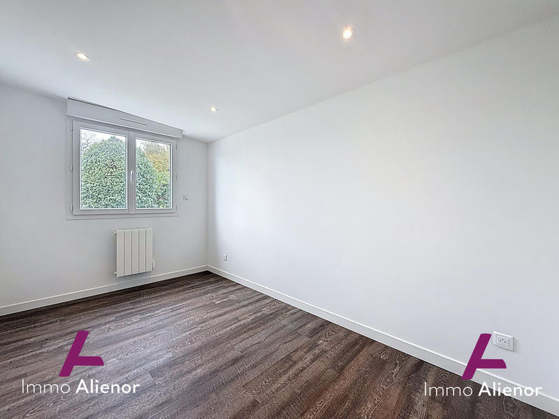 Maison traditionnelle - 164 m² - 6 pièces