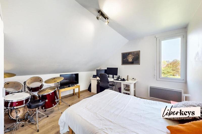 Appartement - 97 m² - 4 pièces