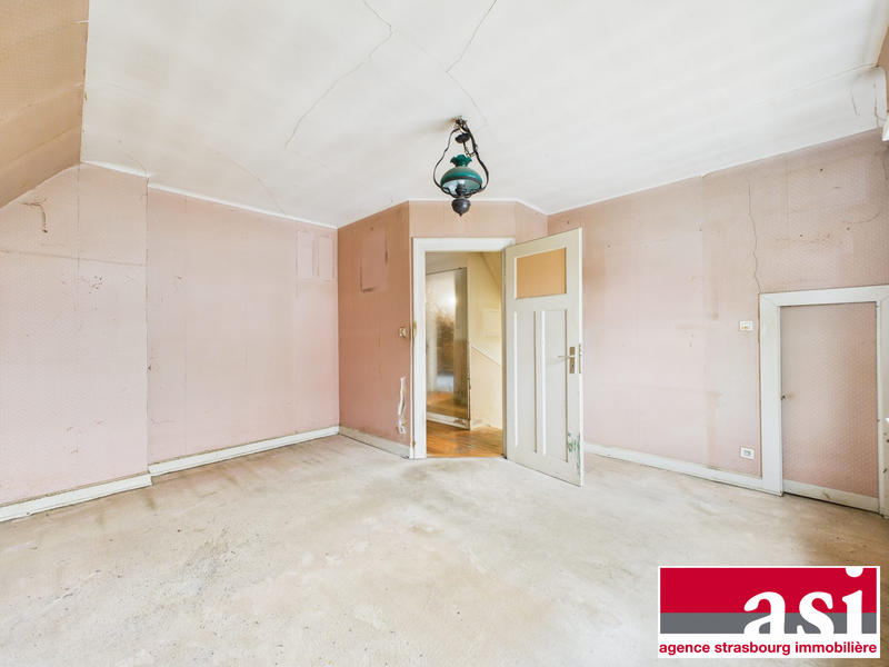 Maison - 94 m² - 5 pièces