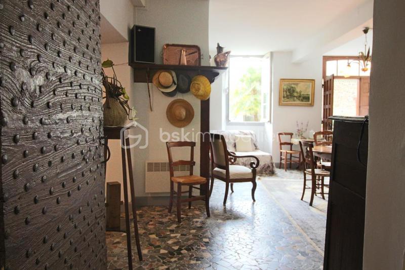 Demeure - 120 m² - 4 pièces