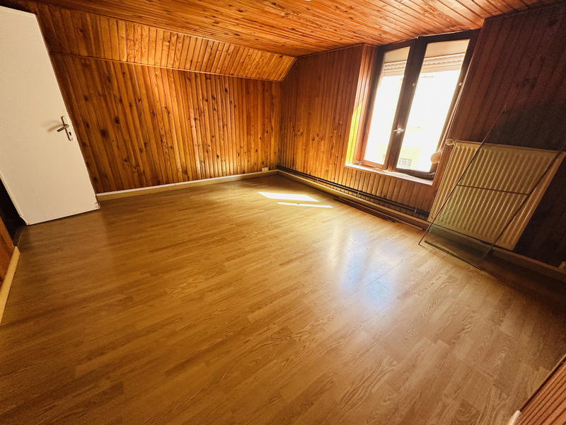 Maison - 106 m² - 5 pièces