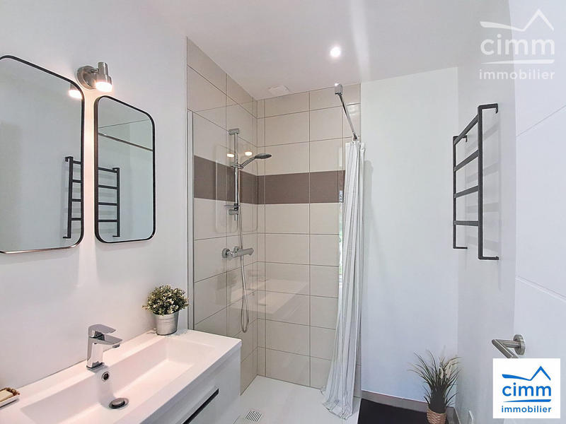 Maison - 155 m² - 6 pièces