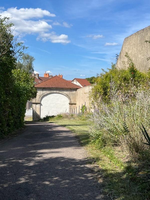 Maison de maîtres - 600 m² - 16 pièces