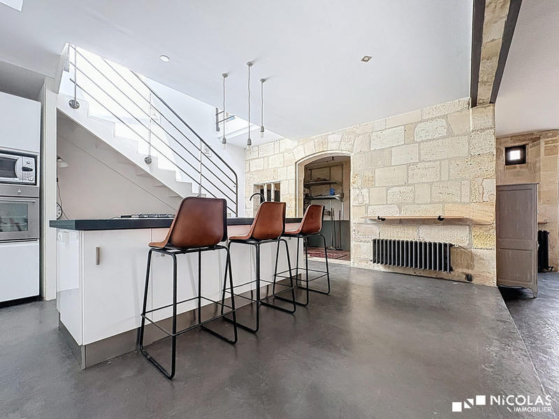 Appartement - 128 m² - 3 pièces