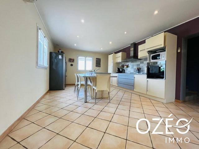 Villa - 130 m² - 5 pièces