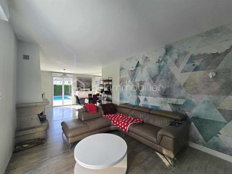 Maison - 172 m² - 7 pièces